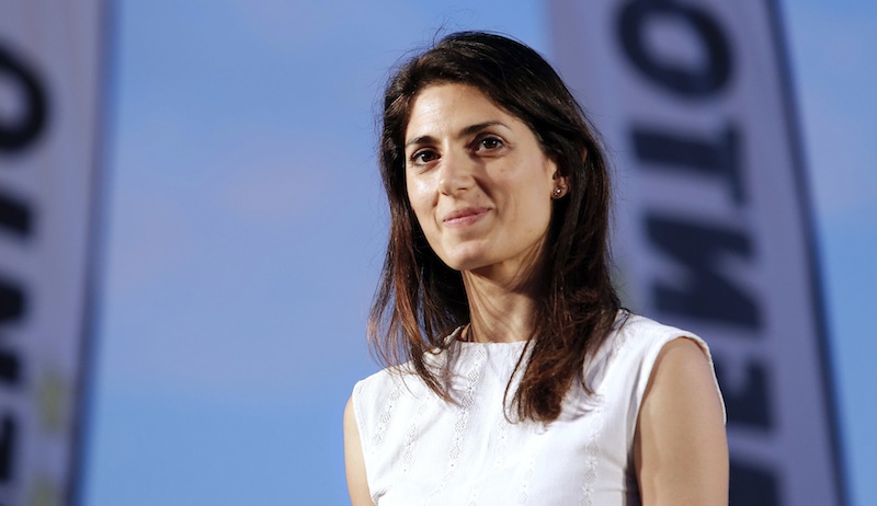 Virginia Raggi incendio a roma