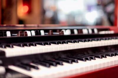 musica piano tastiera