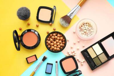 trucchi make up pennelli cipria colori