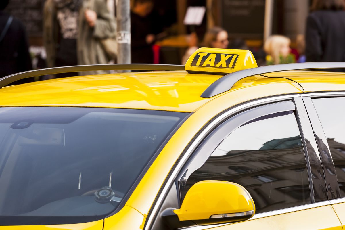 Taxi