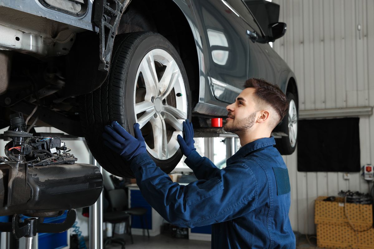 Cambiare gomme auto