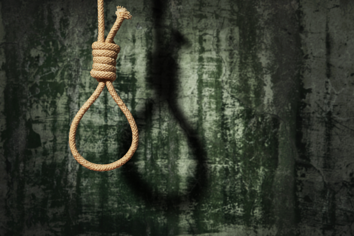 Suicidio, corda per impiccarsi