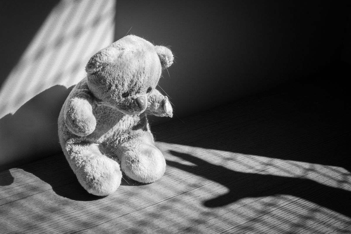 ombra di una mano, violenza domestica