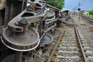 treno deragliato