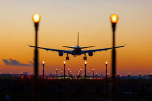 aereo vola da aeroporto