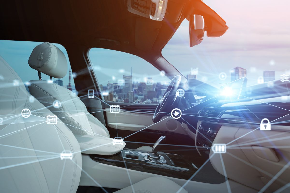 Tecnologia del futuro nella guida
