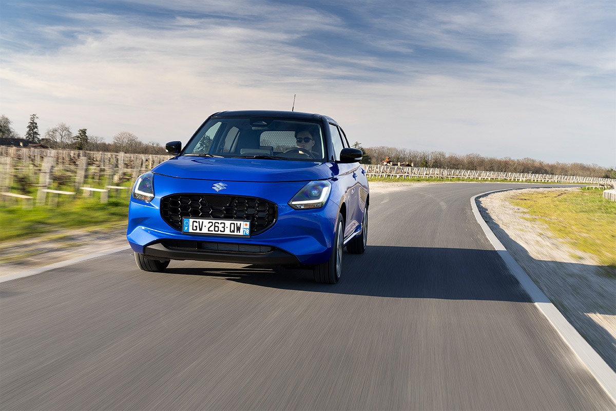 Nuova Suzuki Swift Hybrid