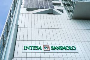 Il palazzo di Banca Intesa Sanpaolo a Torino